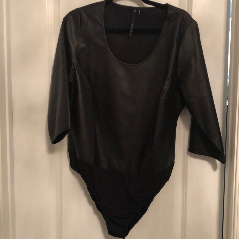 FAUX LEATHER BODY SUIT